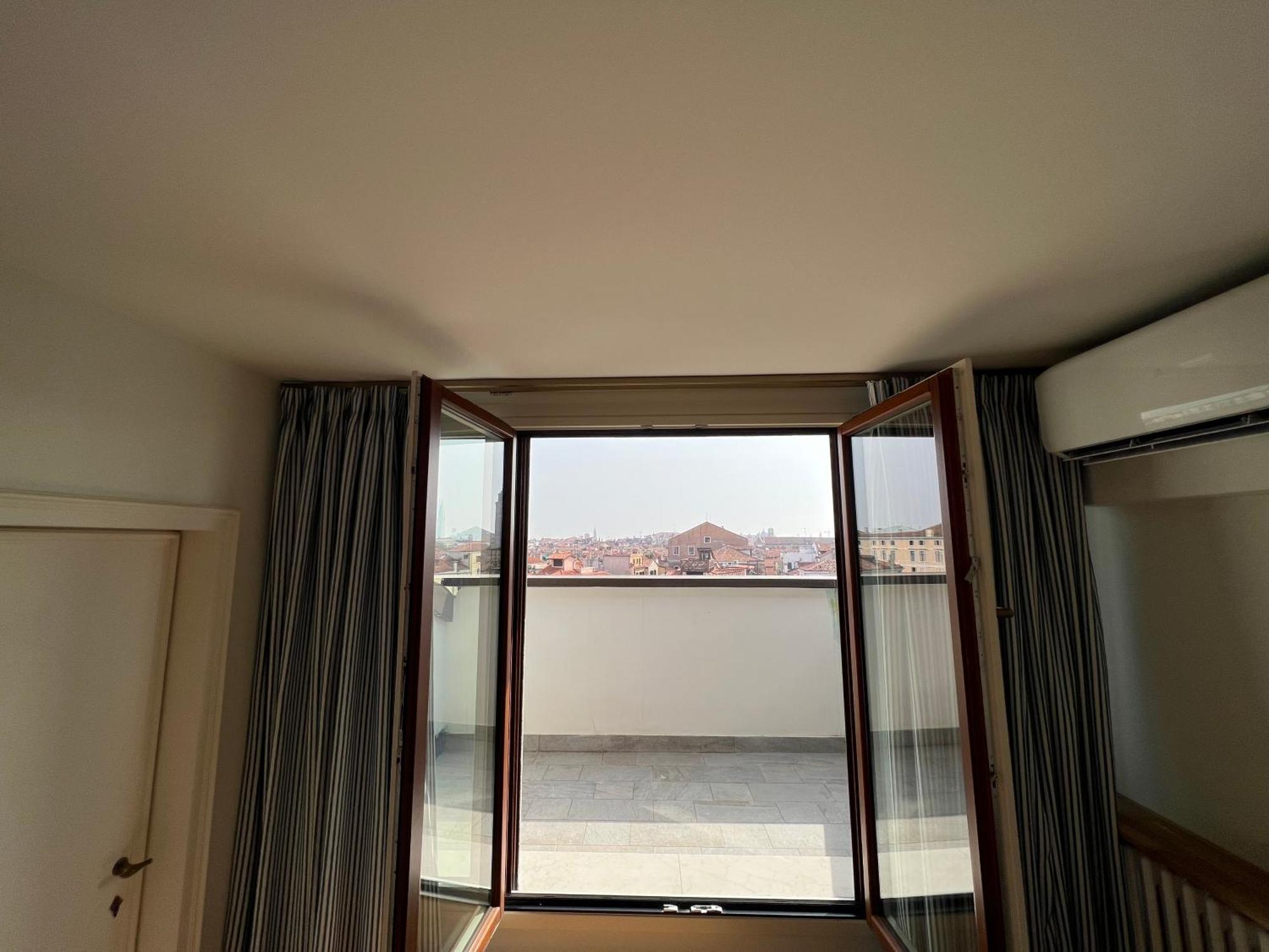 Attico Canal Grande A Palazzo Contarini Corfu Venedig Exterior foto